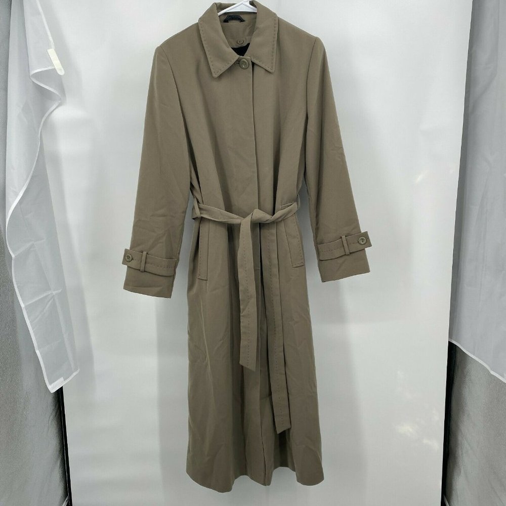 Classic Women's Beige Trench Coat